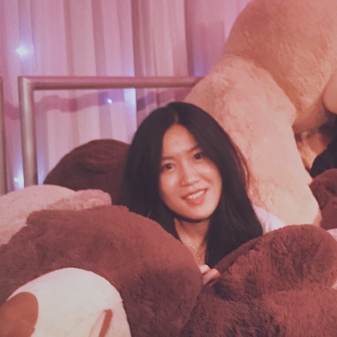 蔡蔡 Claire, creator of Faye and DIO